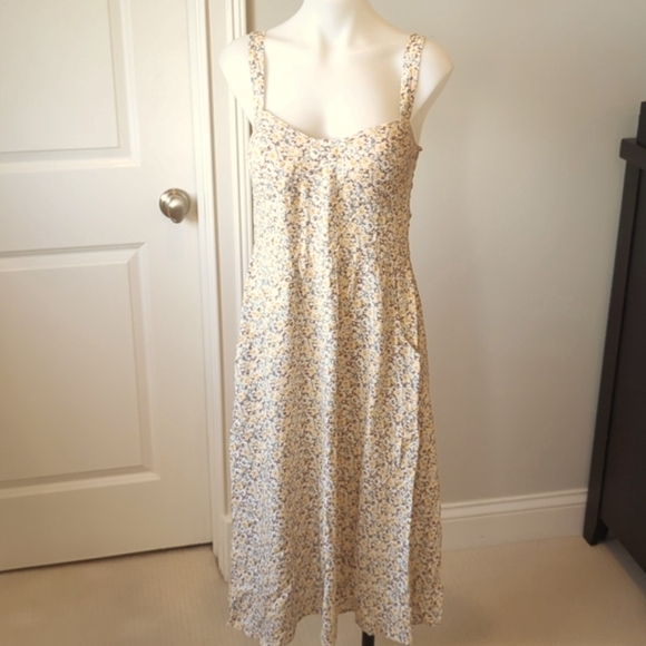 As U Wish Dresses & Skirts - As U Wish Summer floral Dress-sz M